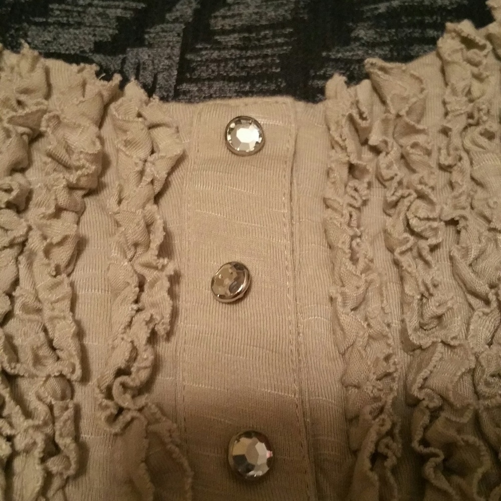 #189 INC Beige Ruffle Tank - Picture 2 of 3
